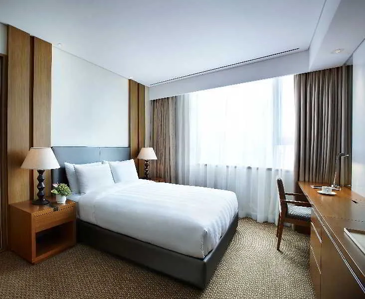 Lotte City Hotel Guro Seoul 3*,