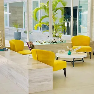 https://la-vue-boutique-hotel.comcaribbean.com
