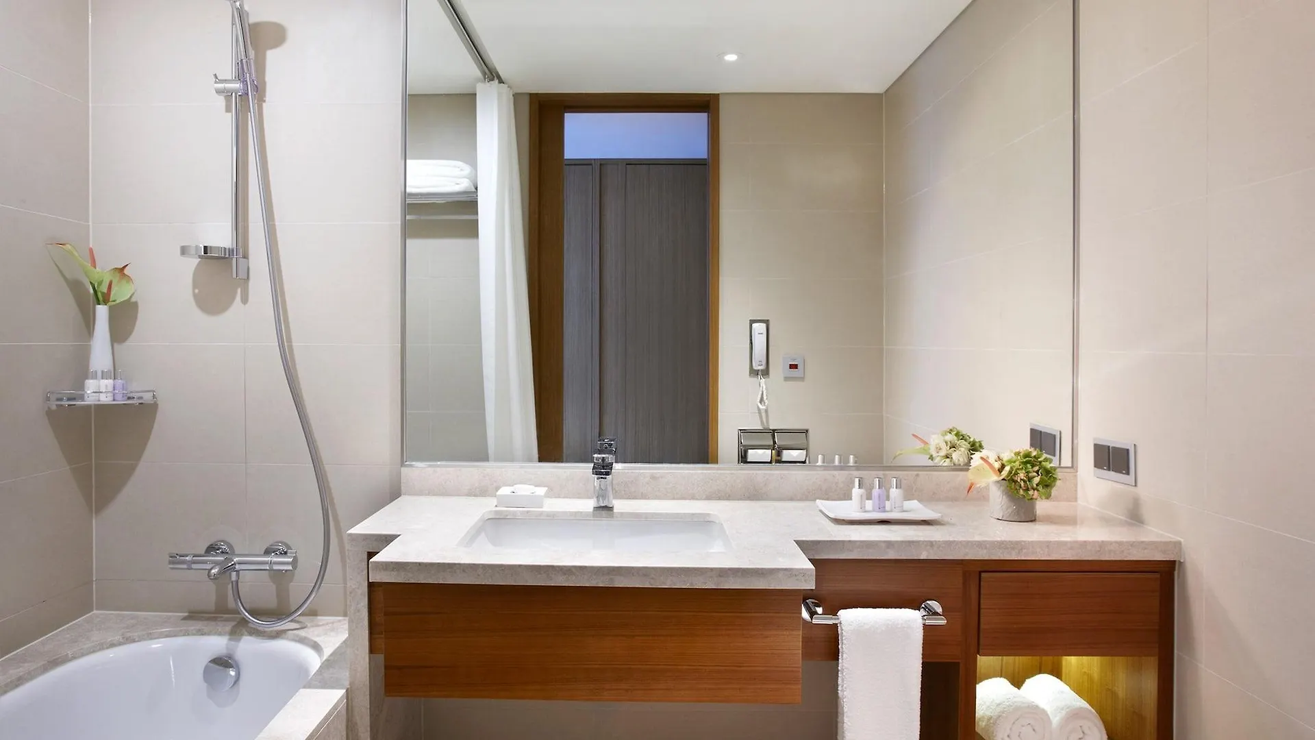 Lotte City Hotel Guro Seoul 3*,